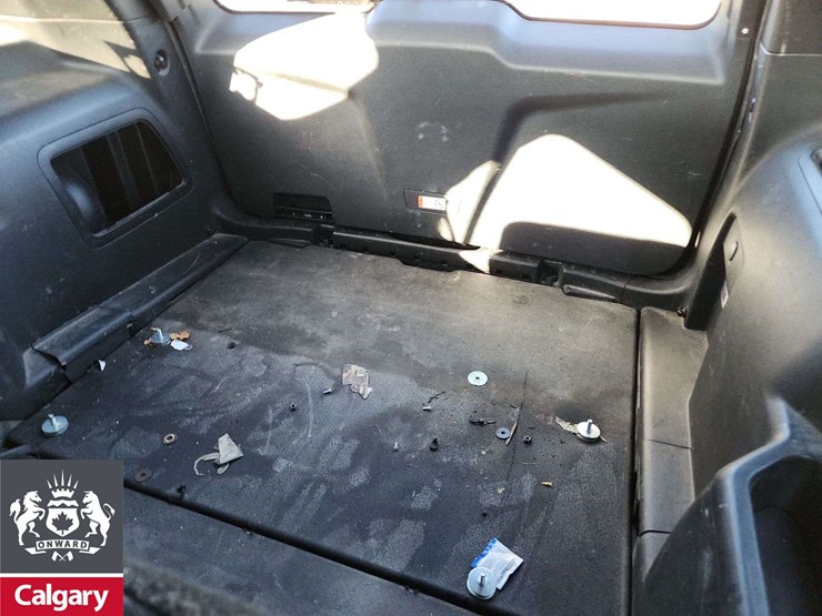 2018-ford-explorer-image-17