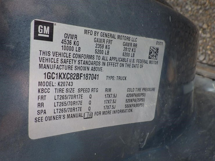 2011-chevrolet-2500-image-34