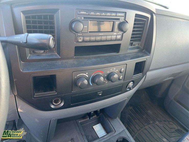 2008-dodge-ram-3500-image-19