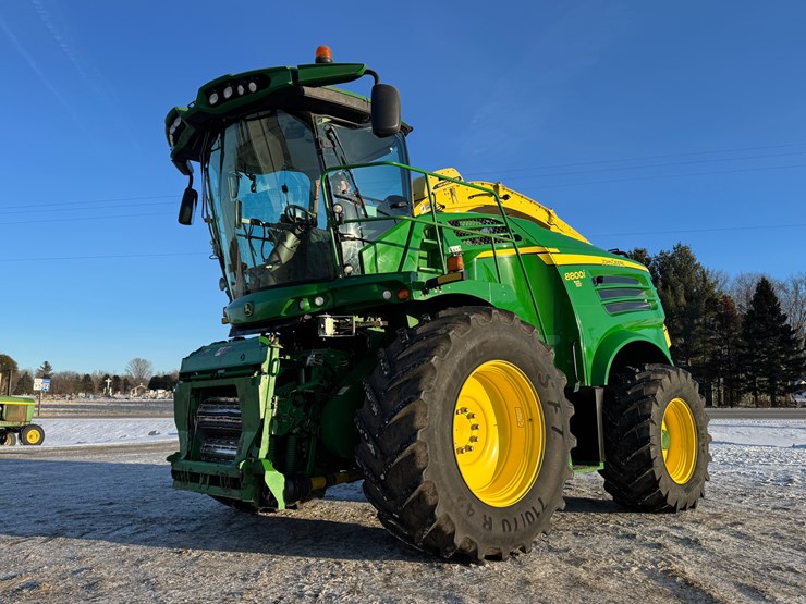 john-deere-8800i-image-1