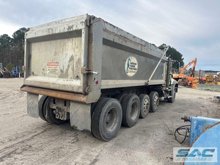 2019-mack-gr64b-quad/a-dump-truck-image-7