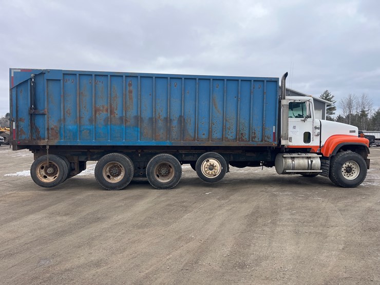 1996-international-5000-image-6