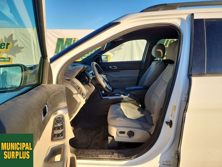 2013-ford-explorer-image-14