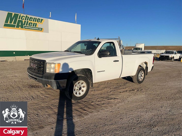 2010-gmc-sierra-1500-image-1