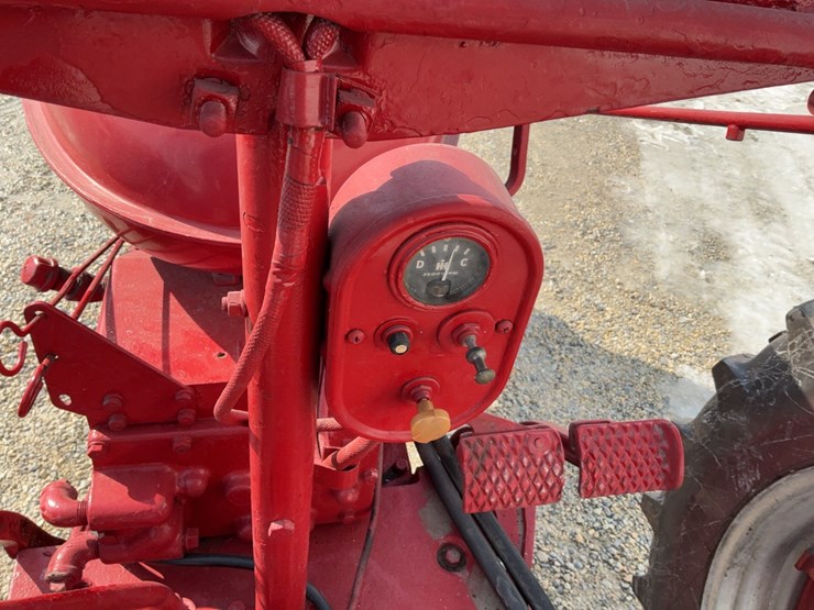 1954-mccormick-farmall-super-mta-image-49