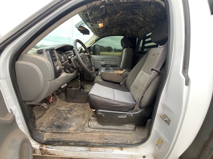 2007-chevrolet-2500-image-23