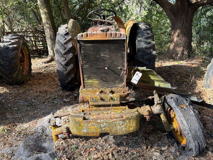 minneapolis-moline-diesel-parts-tractor-image-6
