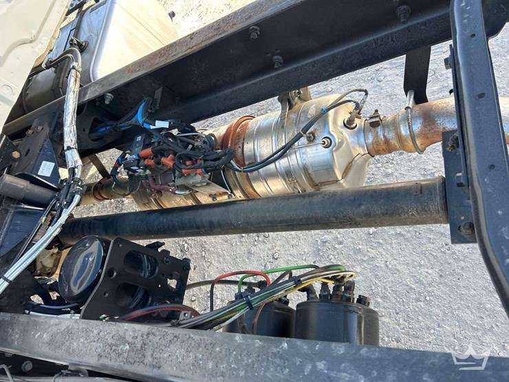 2020-international-mv607-image-21