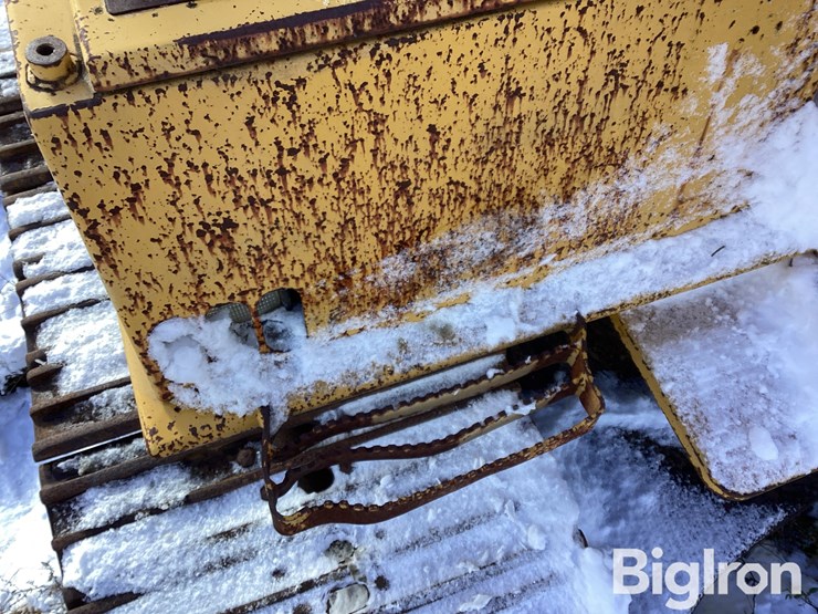 1993-deere-690e-image-19