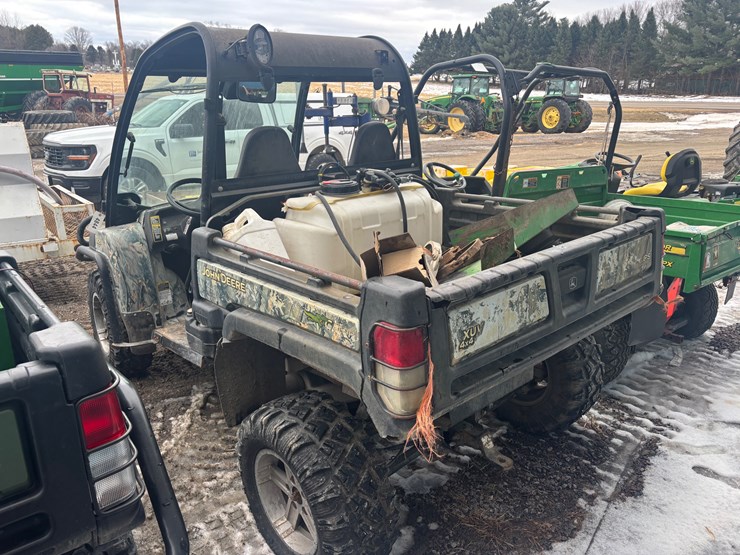 john-deere-gator-image-2