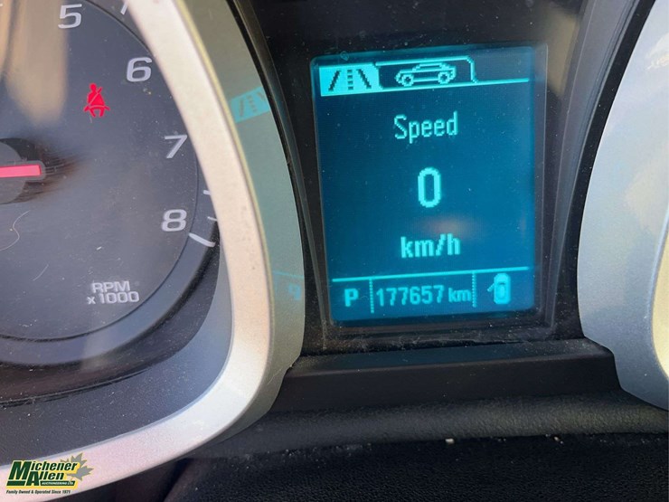 2013-chevrolet-equinox-image-24