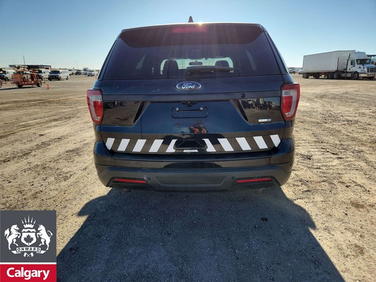 2019-ford-explorer-image-7