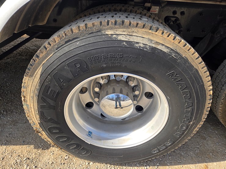 2015-kenworth-t800-image-84