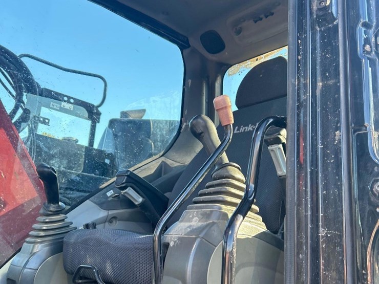 2020-link-belt-145x4-zero-swing-hydraulic-excavator-image-27