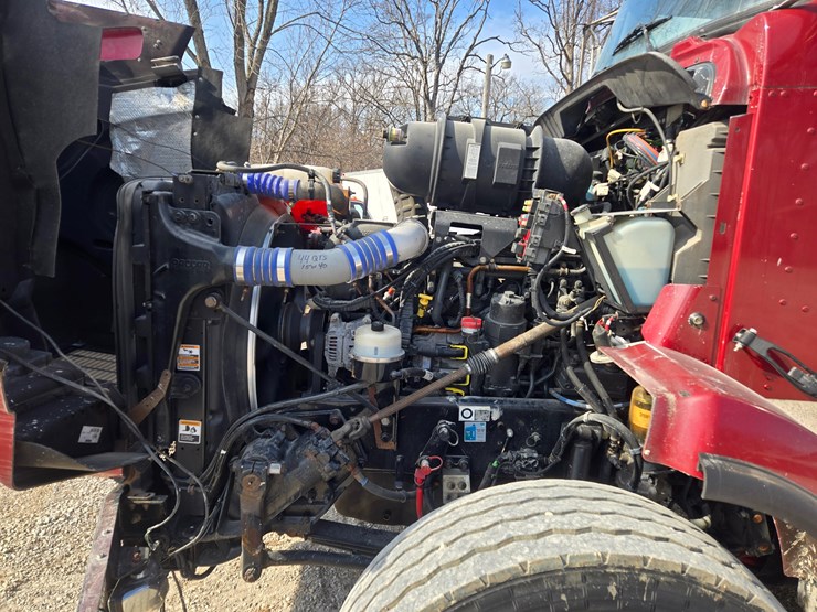 2015-kenworth-t800-image-35