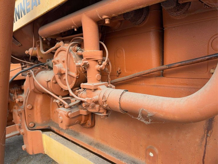 minneapolis-moline-g705-image-13