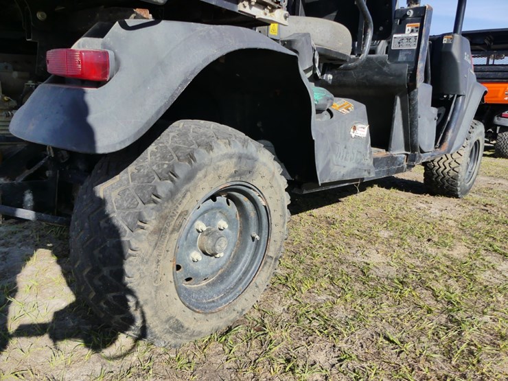 2020-kubota-rtvx1140-image-6