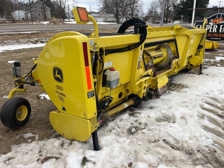 john-deere-569-premium-image-4