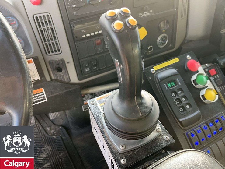 2017-international-workstar-7400-image-19