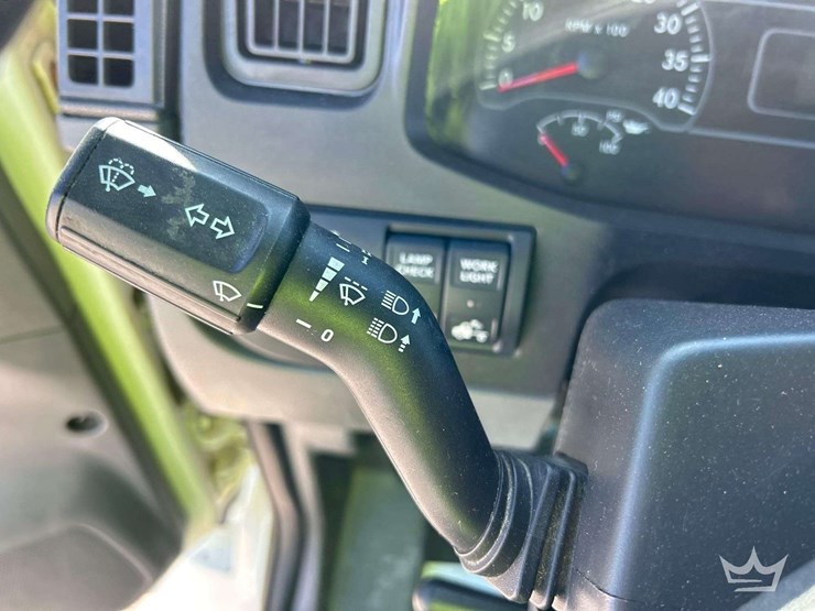 2020-international-mv607-image-15