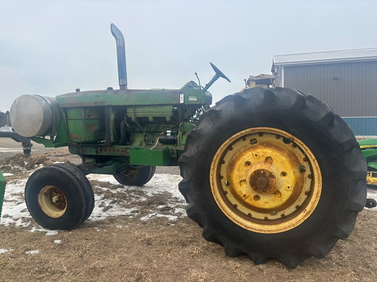 john-deere-4620-image-2