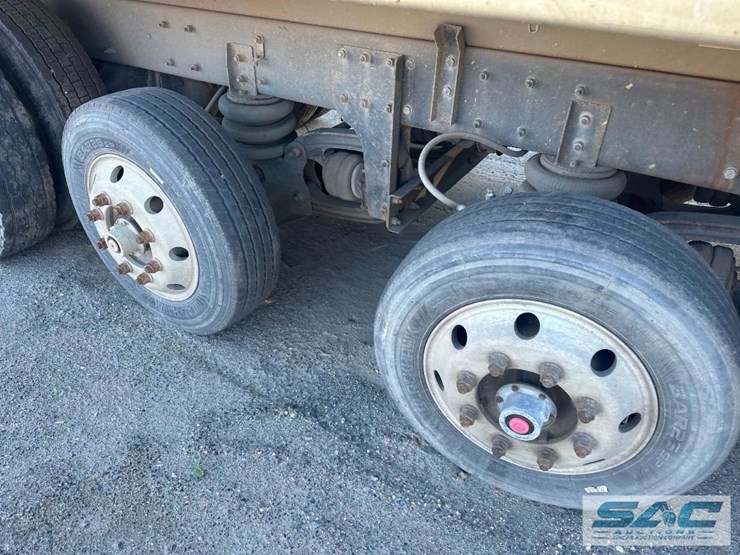 2015-kenworth-t370-image-13