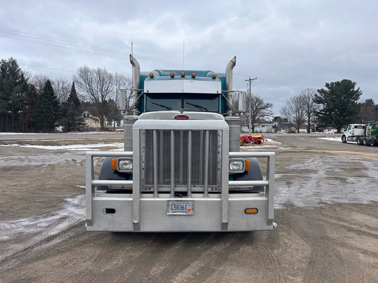 1998-peterbilt-379-image-8