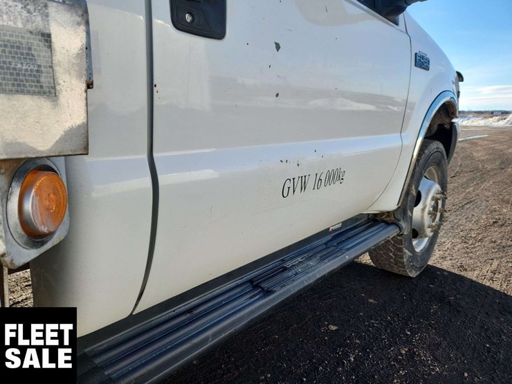 2003-ford-f450-image-34