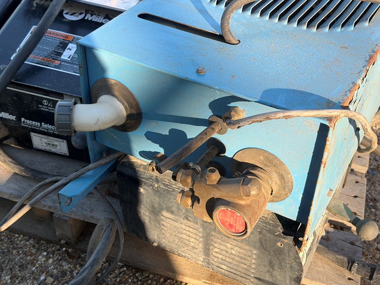 #5162-•-miller-electric-controller-for-welders-image-13