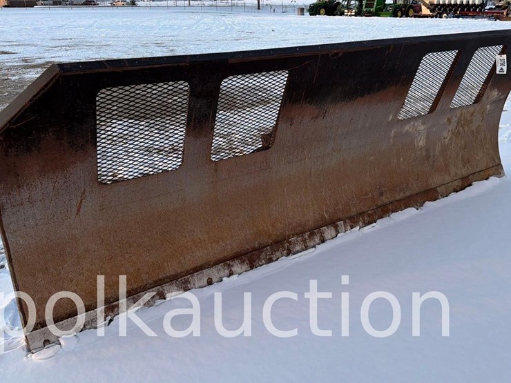 grouser-2200-image-1