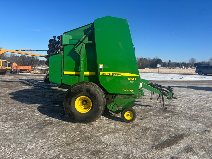 john-deere-568-image-6
