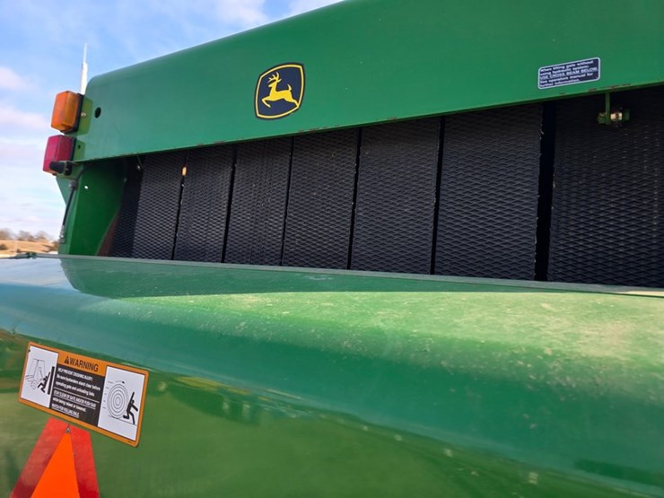 john-deere-568-image-20