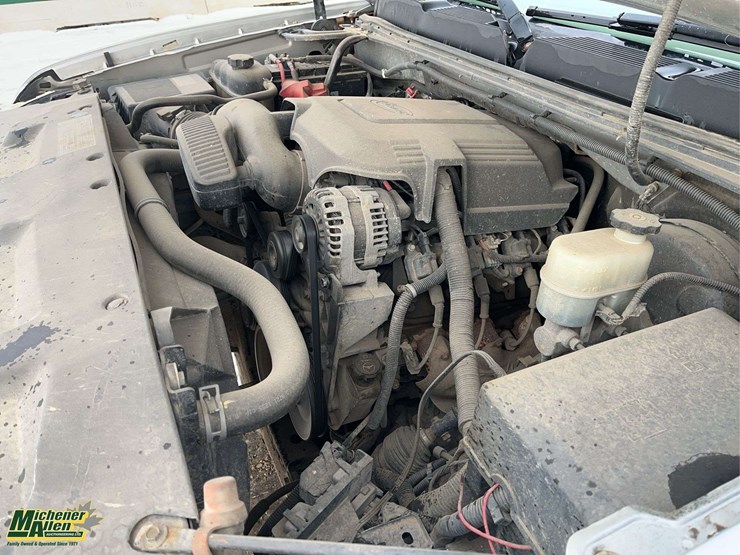 2010-chevrolet-silverado-1500-image-26