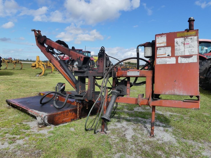 rhino-servis-2160-ditch-bank-mower-image-1