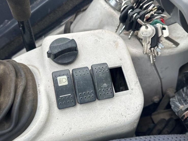 2014-deere-60g-image-20