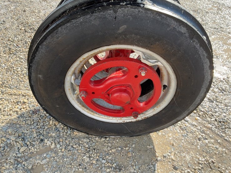 1954-mccormick-farmall-super-mta-image-40