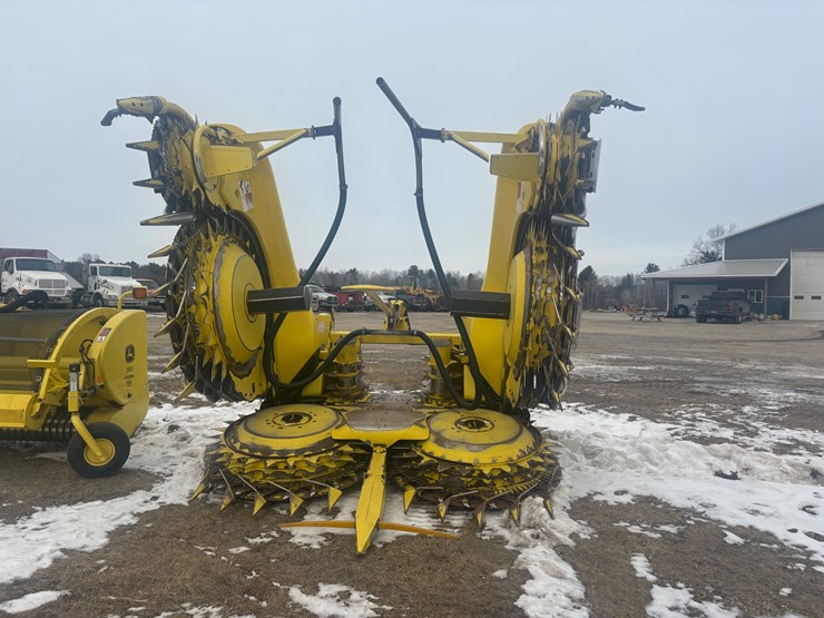 john-deere-770-image-6