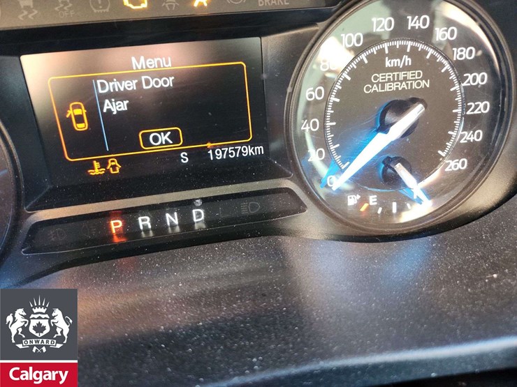 2018-ford-explorer-image-23