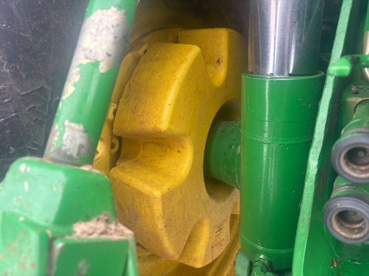 john-deere-8320-image-17