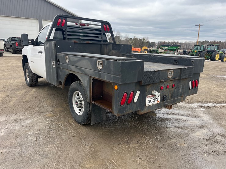 2007-chevrolet-2500-image-3