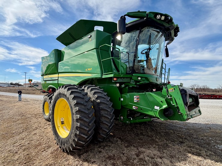 2024-john-deere-s760-image-7