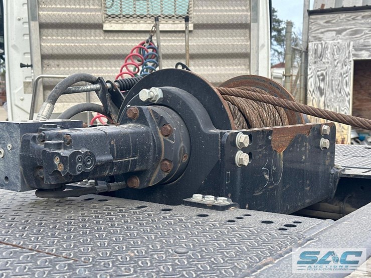 2023-landoll-455b-image-22