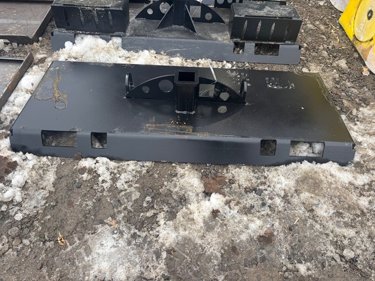 #4899-•-skid-steer-reciver-plate-with-hitch-pin-holders-image-2