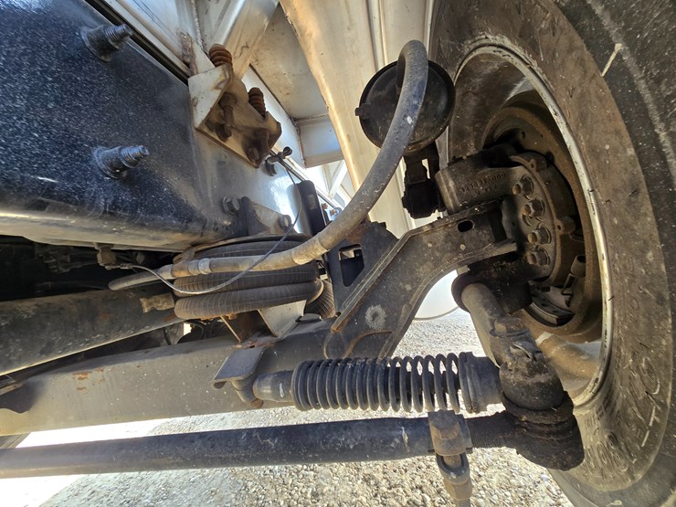 2015-kenworth-t800-image-104