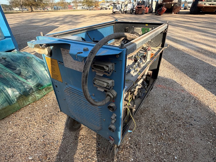 #5146-•-clous-glc-553-mc3,-electric-welder-image-9