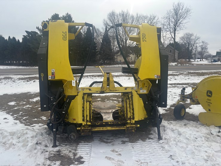 john-deere-770-image-4