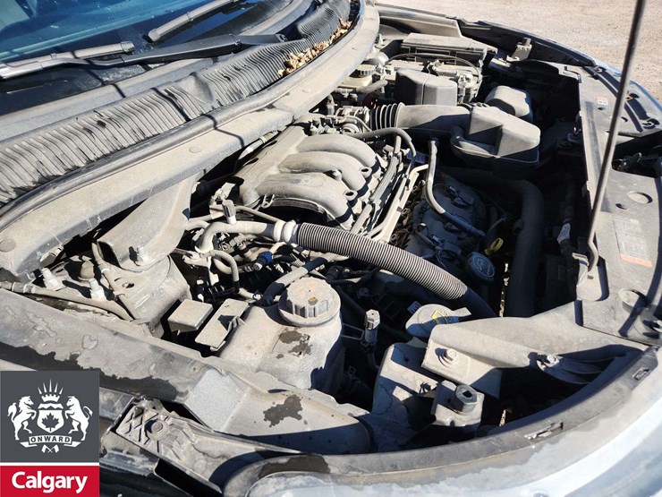 2017-ford-explorer-image-26