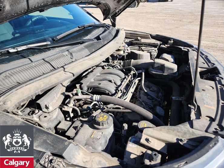 2019-ford-explorer-image-26