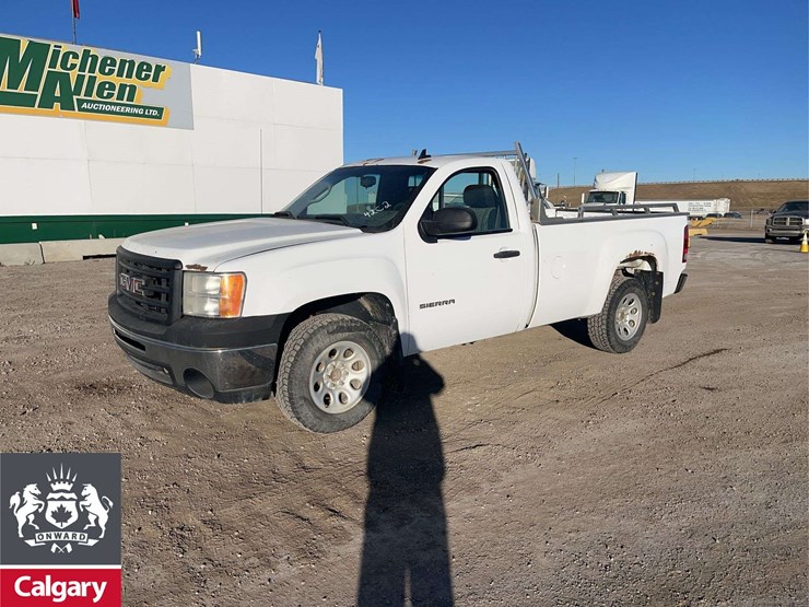 2010-gmc-sierra-1500-image-1