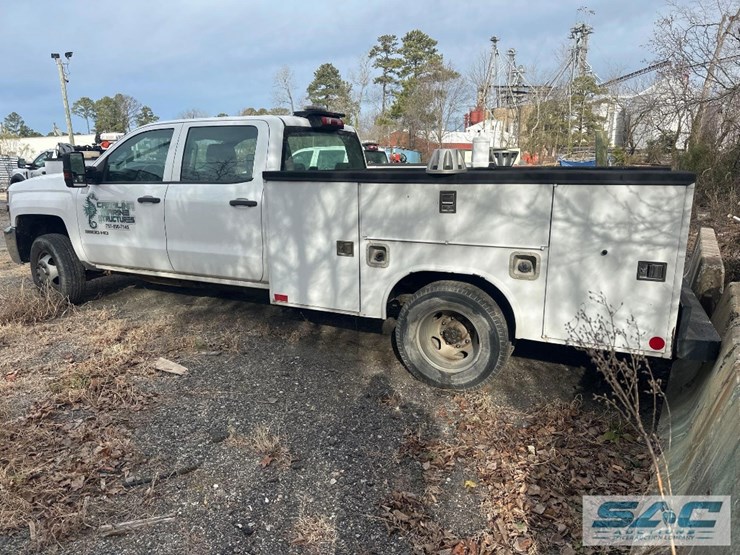 2016-chevrolet-3500hd-image-5